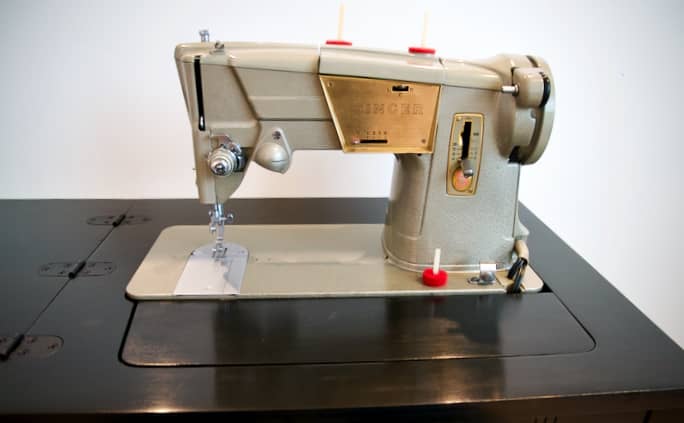 Singer 328J Sewing Machine