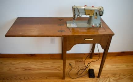 Singer 328J Sewing Machine