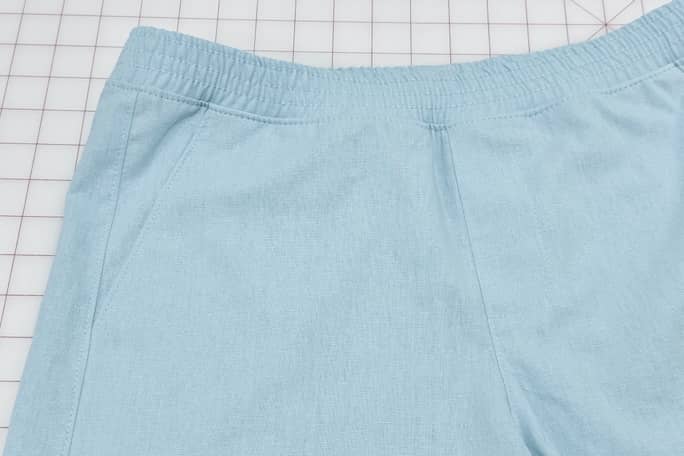 Front exterior view of sea foam blue cotton linen Bamberton Shorts