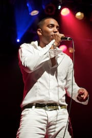Dayán Singing