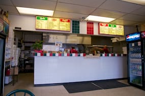 Milano Pizzeria Counter