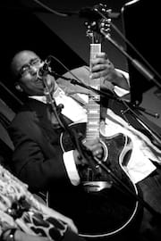 Pablosky Rosales – Tres