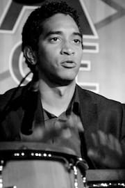 Raimundo Sosa – Congas