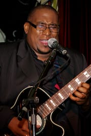 Pablosky Rosales – Tres